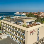فندق Hotel Porec