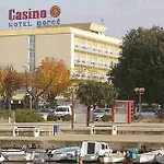 فندق Hotel Porec بوريتش