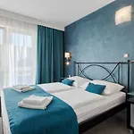 فندق Hotel Porec 3*