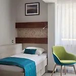 فندق Hotel Porec بوريتش