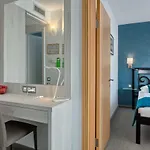 Hotel Porec فندق