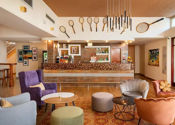 Hotel Porec מלון