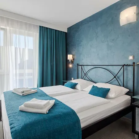 Hotell Hotel Porec 3*